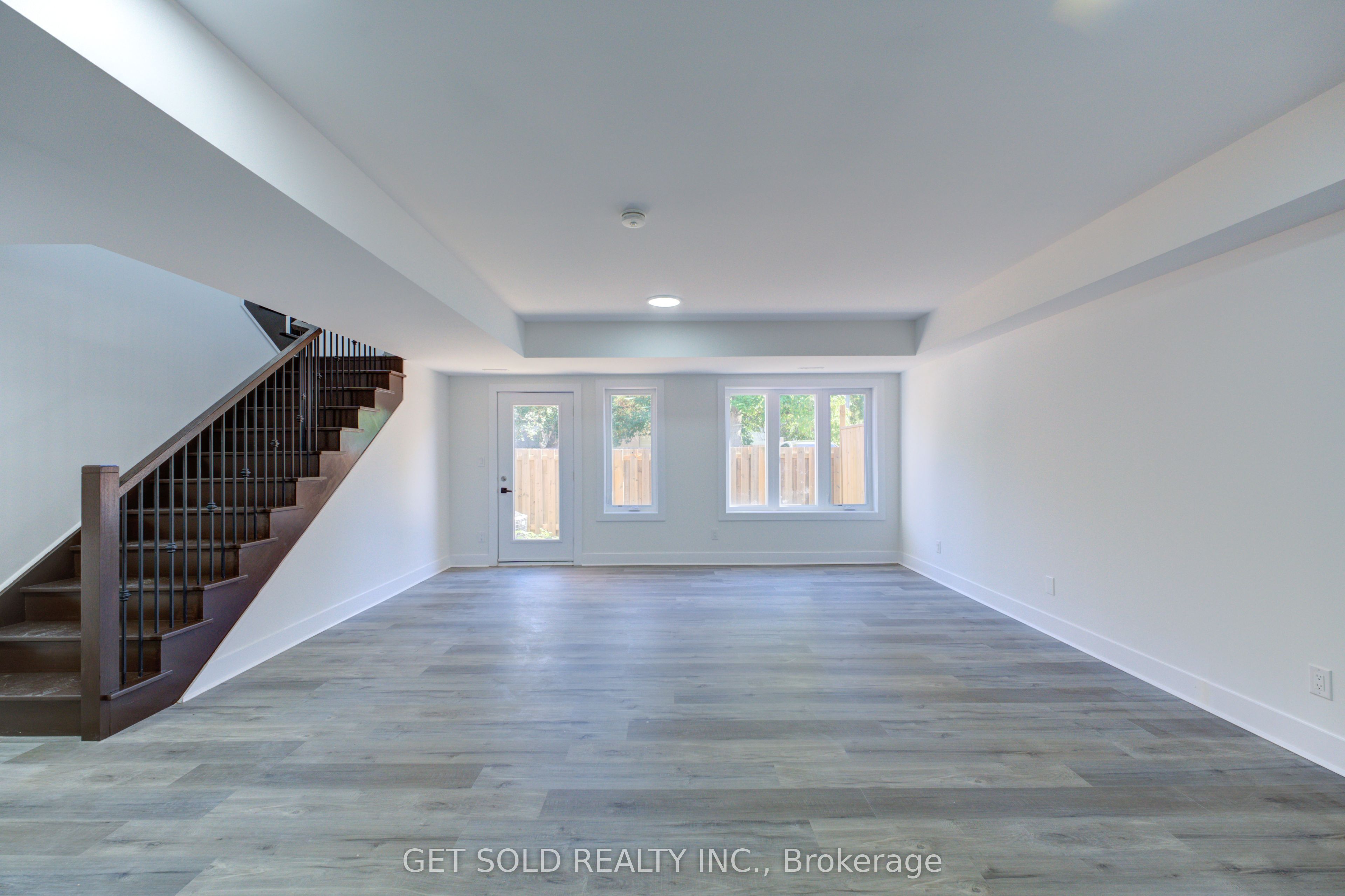 6701 Thorold Stone Road 7, Niagara Falls, ON L2J 1B3