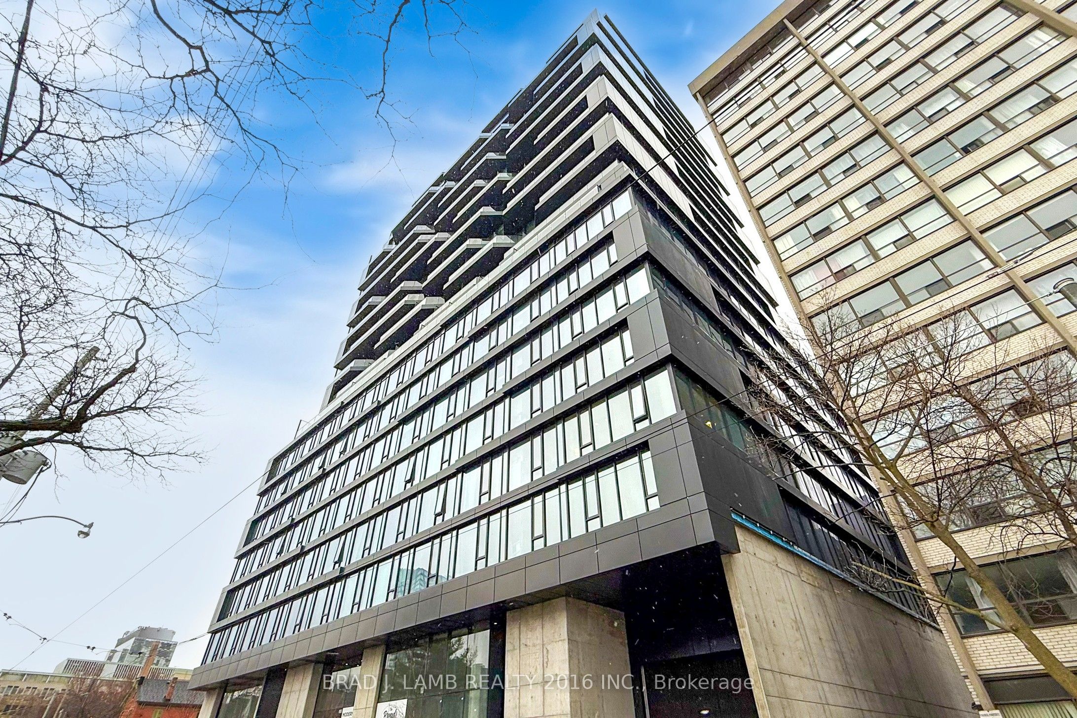 195 McCaul Street 1403, Toronto C01, ON M5T 0E5