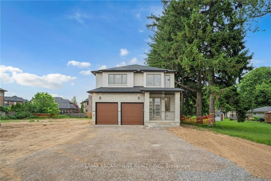 386 Southcote Road, Hamilton, ON L9G 2W3