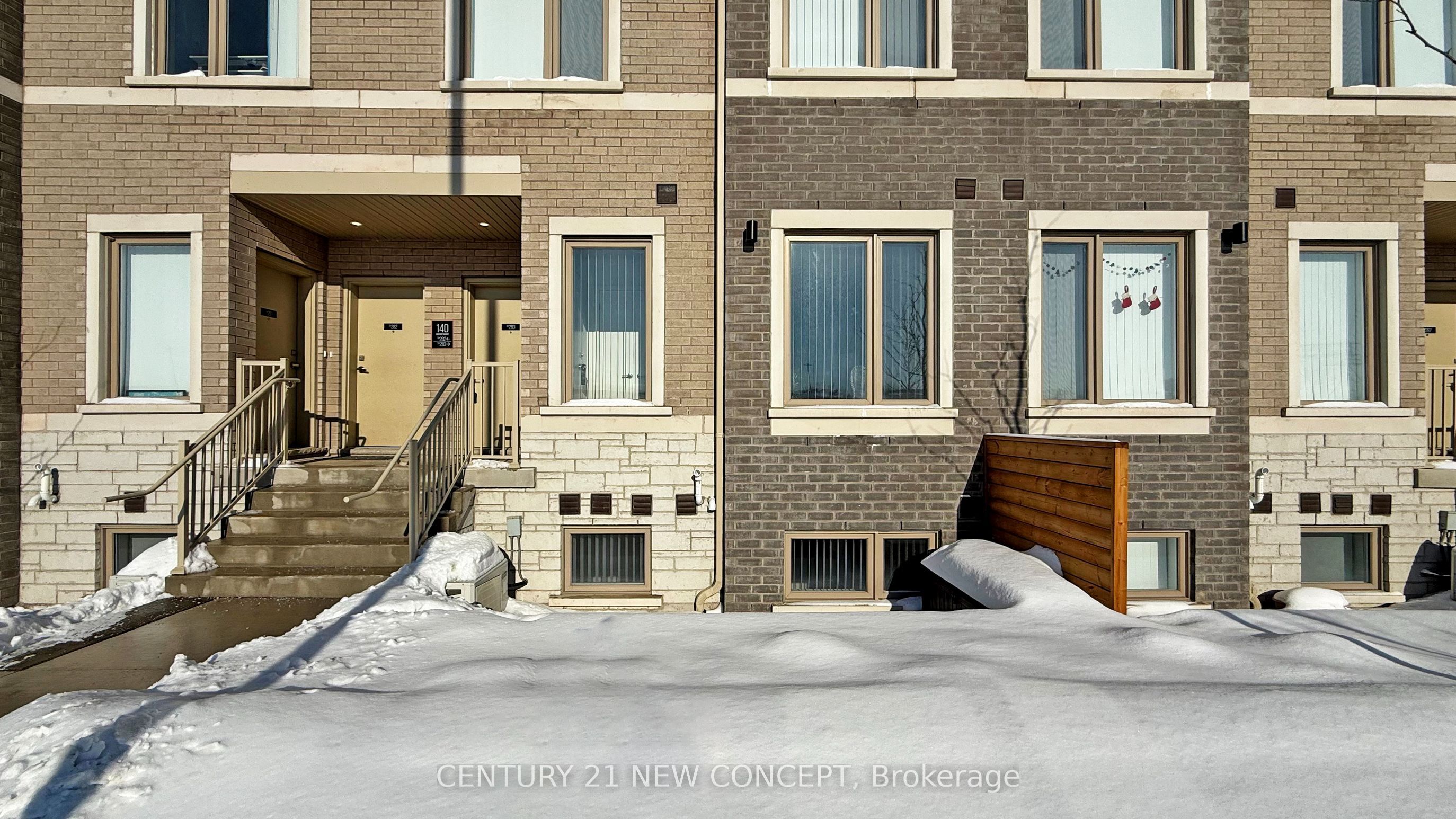 140 Honeycrisp Crescent TH 284, Vaughan, ON L4K 0N7
