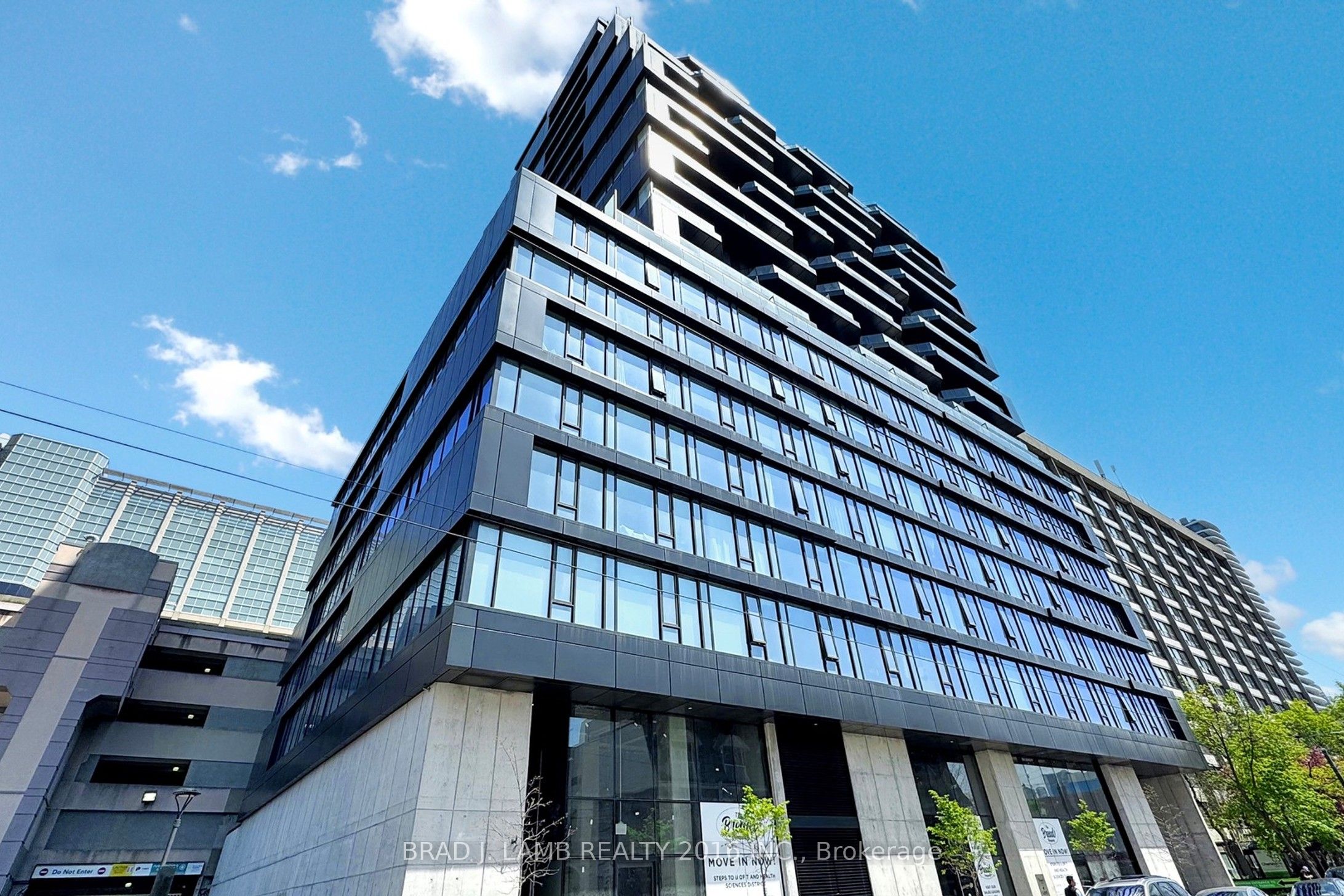 195 McCaul Street 1014, Toronto C01, ON M5T 0E5