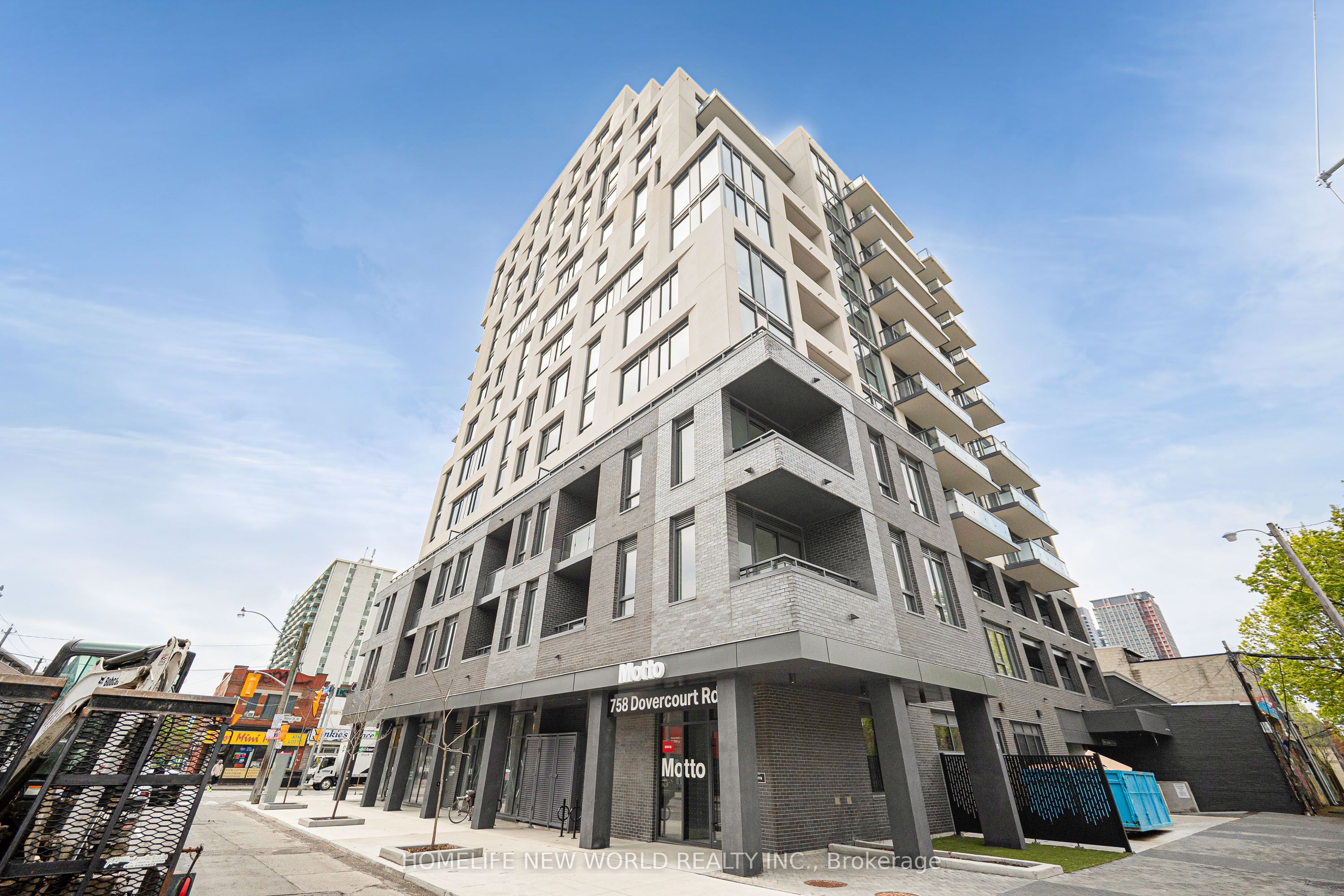 758 Dovercourt Road 807, Toronto, ON M6H 0G7